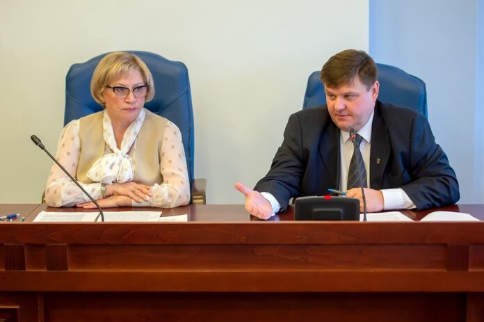 Передачу в собственность городского округа Подольск спортивно-оздоровительного гостиничного комплекса «Витязь» обсудили депутаты Передачу в собственность городского округа Подольск спортивно-оздоровительного гостиничного комплекса «Витязь» обсудили депутаты