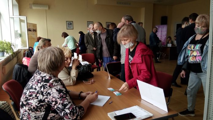 Более 1300 вакансий представили работодатели на ярмарке вакансий в Подольском центре занятости населения 27... Более 1300 вакансий представили работодатели на ярмарке вакансий в Подольском центре занятости населения 27...