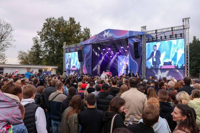 Порядка 4 500 зрителей собрал фестиваль «Маги в парках» в Подольске