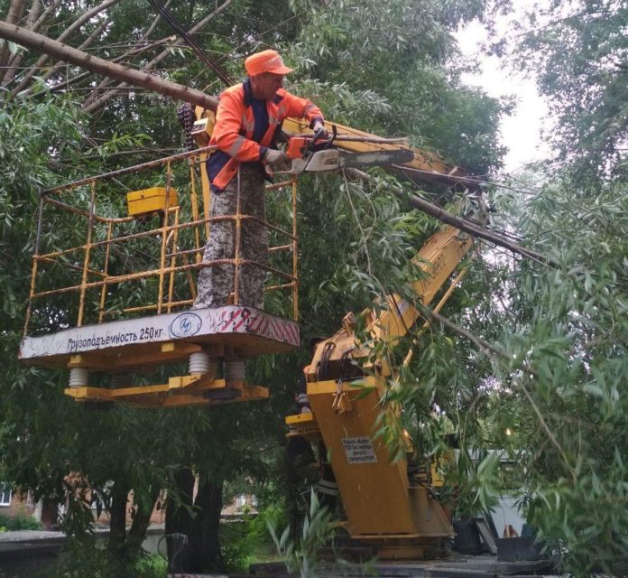 Последствия непогоды ликвидировали в Большом Подольске