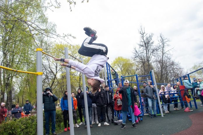 Cпортивные соревнования, посвященные Дню Победы состоялись в парке имени Виктора Талалихина Cпортивные соревнования, посвященные Дню Победы состоялись в парке имени Виктора Талалихина