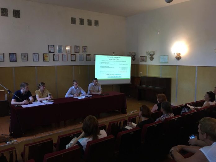 Представители ГСК и СНТ обсудили вопросы вывоза мусора в микрорайоне Климовск