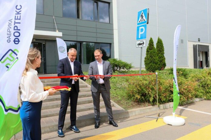 Торжественно открылся новый цех нетканых материалов «Фортекс & Ко» в Подольске Торжественно открылся новый цех нетканых материалов «Фортекс & Ко» в Подольске