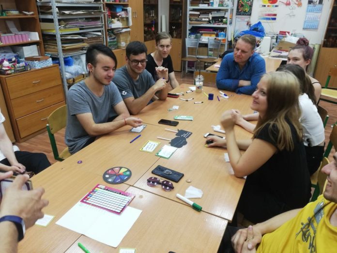 Встреча «VECHERA & VERANDA» состоялась СДК Молодежный Встреча «VECHERA & VERANDA» состоялась СДК Молодежный