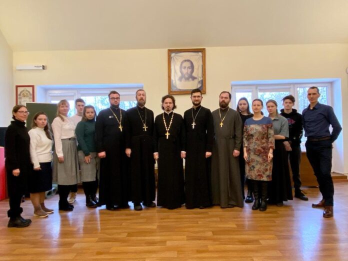 Руководители молодёжных организаций Подольского благочиния провели собрание Руководители молодёжных организаций Подольского благочиния провели собрание