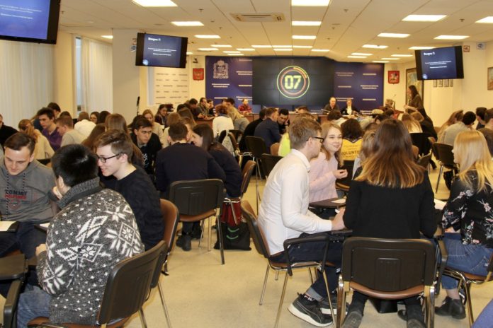 Студенты Института РГУСТИС приняли участие в интеллектуальной игре «Мозгобойня» Студенты Института РГУСТИС приняли участие в интеллектуальной игре «Мозгобойня»