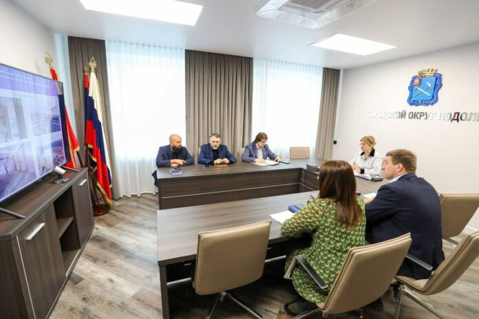 Профильный час по строительству прошел в администрации Подольска