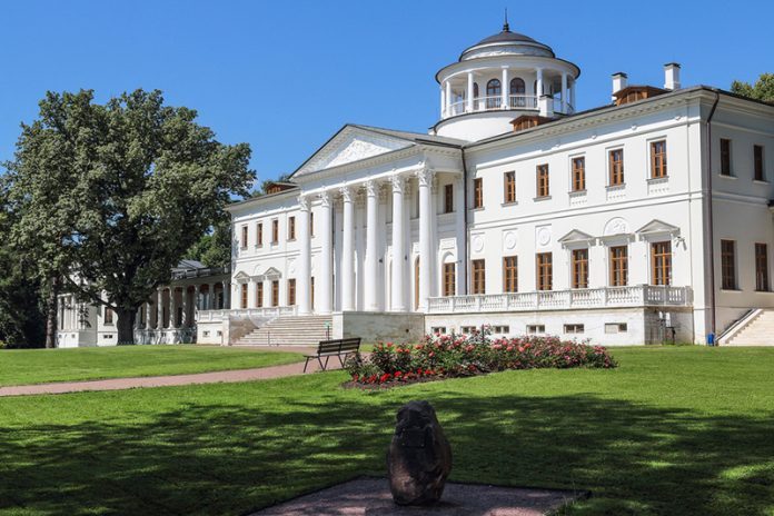 Исторический фестиваль «Война и Миръ» впервые пройдёт в музее-усадьбе «Остафьево» Исторический фестиваль «Война и Миръ» впервые пройдёт в музее-усадьбе «Остафьево»