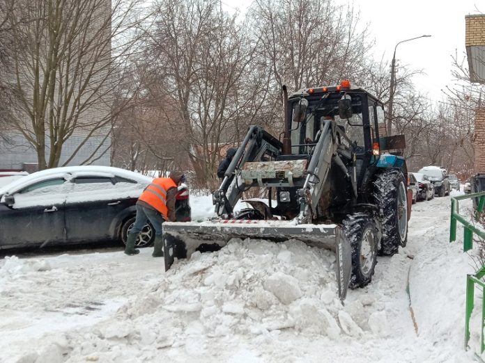 Жители Большого Подольска участвуют в областной акции «Дружные соседи – чистый двор»