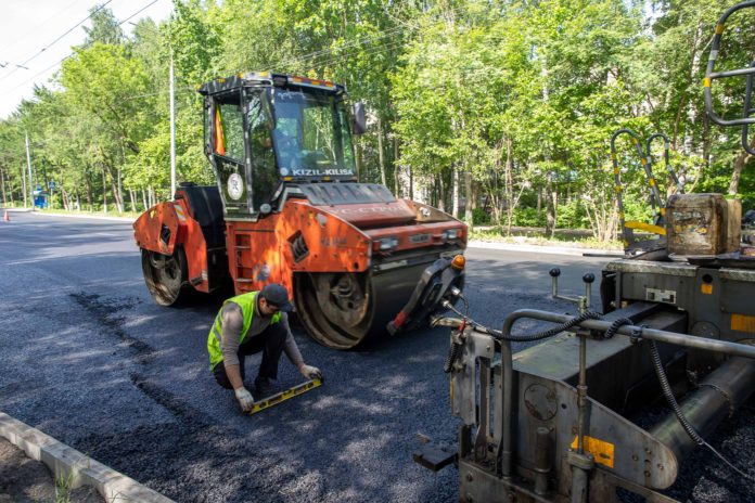 На 28-ми объектах муниципальной улично-дорожной сети проводятся ремонтные работы