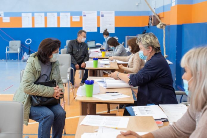 В Городском округе Подольск в 8 часов 19 сентября открылись все избирательные участки В Городском округе Подольск в 8 часов 19 сентября открылись все избирательные участки