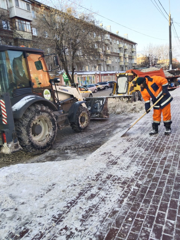 В Большом Подольске продолжается уборка улично-дорожной сети от снега В Большом Подольске продолжается уборка улично-дорожной сети от снега