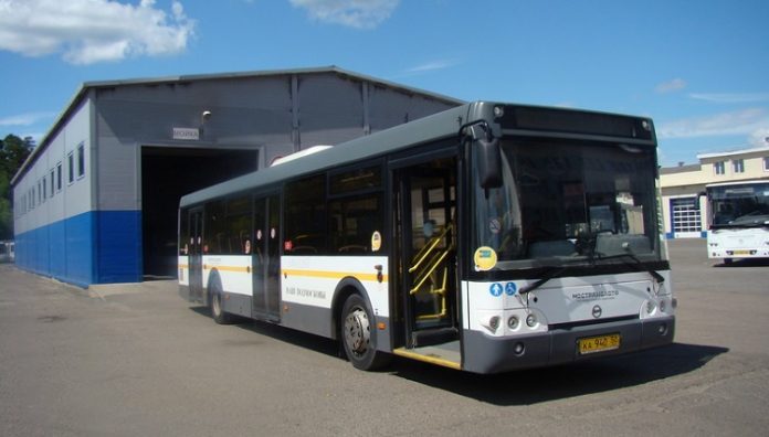 Количество рейсов автобусов и электричек в майские праздники в Подмосковье увеличат в полтора раза