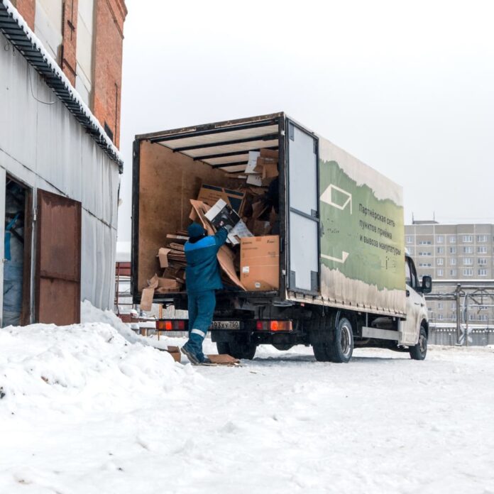 Сотрудники предприятия “ЗиО-Подольск” собрали 41 тонну макулатуры Сотрудники предприятия “ЗиО-Подольск” собрали 41 тонну макулатуры