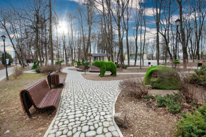 В Подольске продолжается строительство социальных объектов и благоустройство общественных территорий В Подольске продолжается строительство социальных объектов и благоустройство общественных территорий