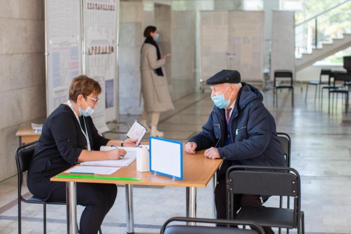 Константин Гаврилович Дербаков: «Важно отдать голос за будущее наших детей!» Константин Гаврилович Дербаков: «Важно отдать голос за будущее наших детей!»