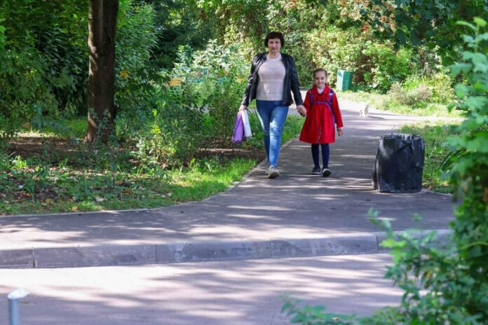 Благоустройство еще семи дворов продолжается в Подольске