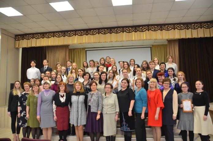 Более 25 учеников стали победителями конференции на английском языке «Хроники огненных лет»