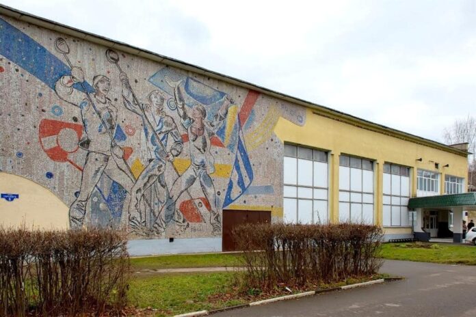 Зал хореографии отремонтировали в Доме культуры «Металлург» микрорайона Львовский