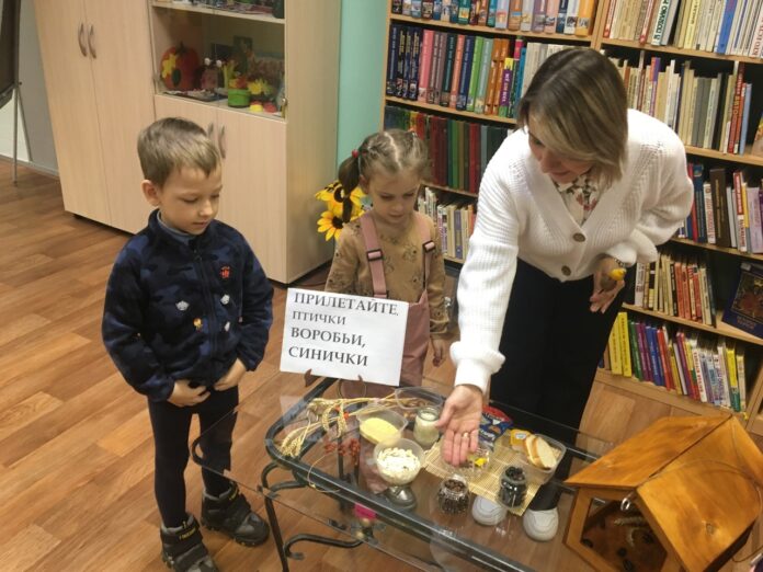 В подольской библиотеки №24 состоялось празднование “Синичкиного дня” В подольской библиотеки №24 состоялось празднование “Синичкиного дня”