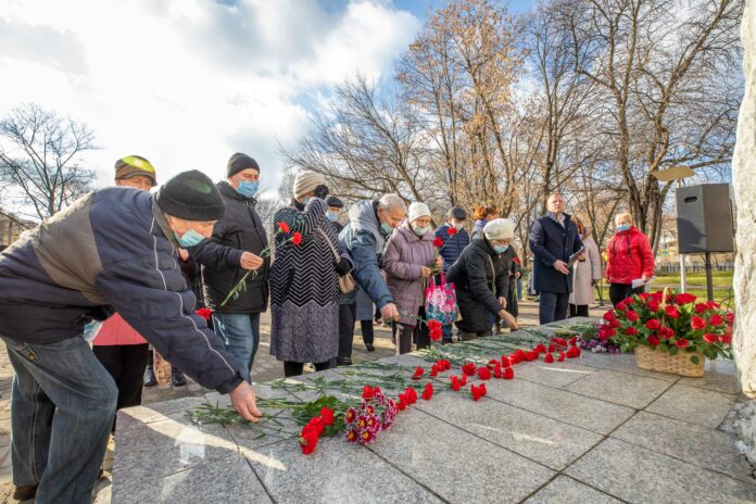Память жертв политических репрессий почтили в Подольске Память жертв политических репрессий почтили в Подольске