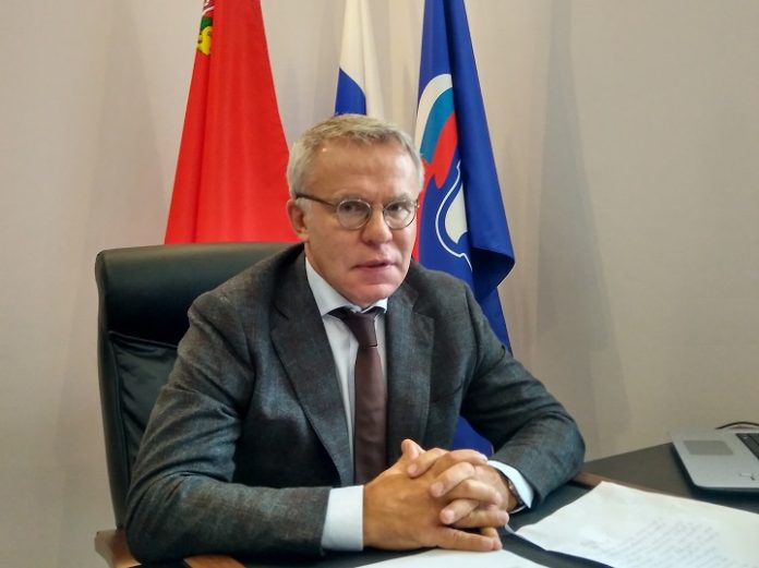 Вячеслав Фетисов: Учителя открывают нам удивительный мир знаний