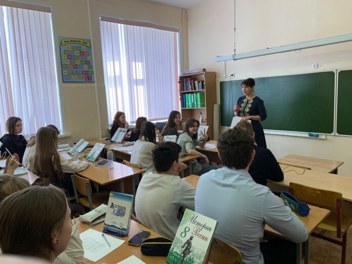 В молодёжном центре “Максимум” прошла беседа “Жизненные ценности”