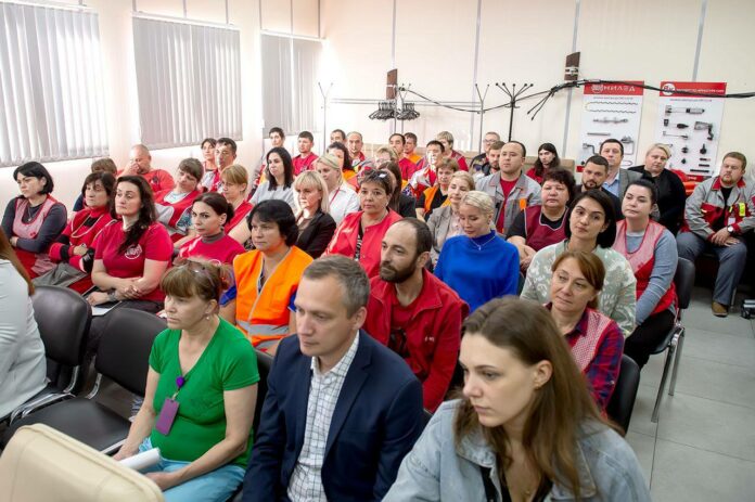 Встреча с трудовым коллективом ГК «Арматех» состоялась в Подольске Встреча с трудовым коллективом ГК «Арматех» состоялась в Подольске