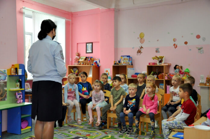 Акцию «Знаки внимания» провели для воспитанников детского сада в Подольске