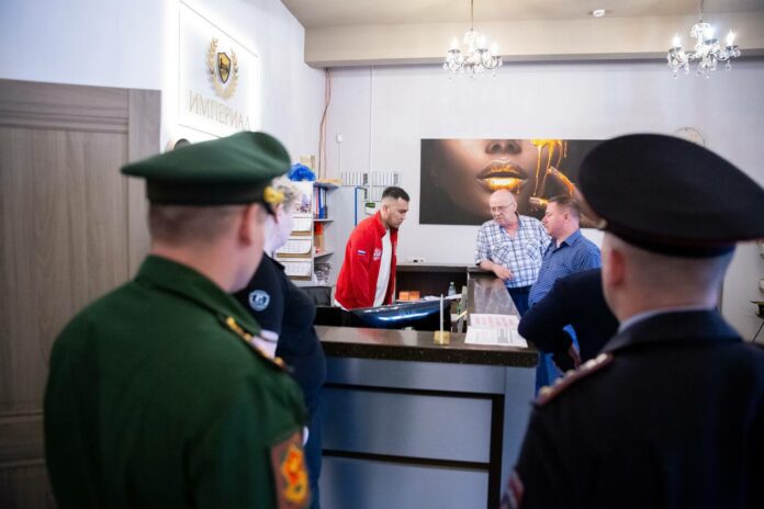 В Подольске прошёл рейд по выявлению уклонистов: вручены повестки