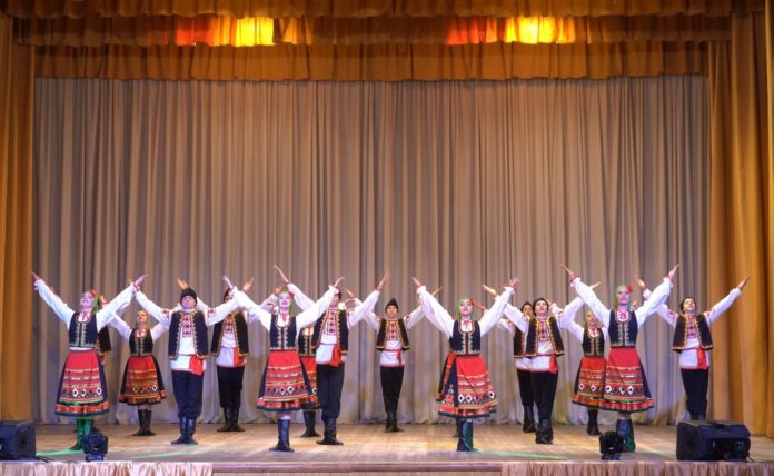 Ансамбль народного танца из Подольска «Рассвет»стал лауреатом 1 степени на фестивале “Воскресенские вензеля”
