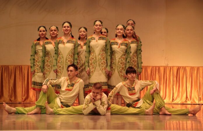 Поэтическая встреча, посвящённая дню памяти А.С. Пушкина прошла в микрорайоне Львовский Поэтическая встреча, посвящённая дню памяти А.С. Пушкина прошла в микрорайоне Львовский