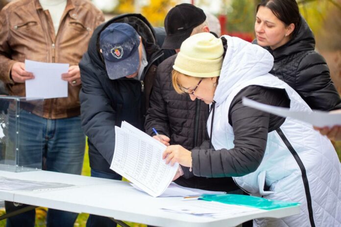 Жители подольских деревень Ордынцы и Холопово выбрали старост 22 октября Жители подольских деревень Ордынцы и Холопово выбрали старост 22 октября