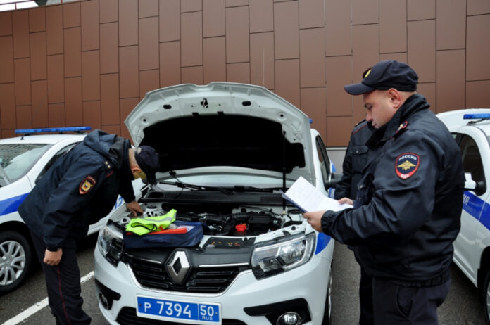 В УМВД России по г.о. Подольск прошел смотр служебного автотранспорта В УМВД России по г.о. Подольск прошел смотр служебного автотранспорта
