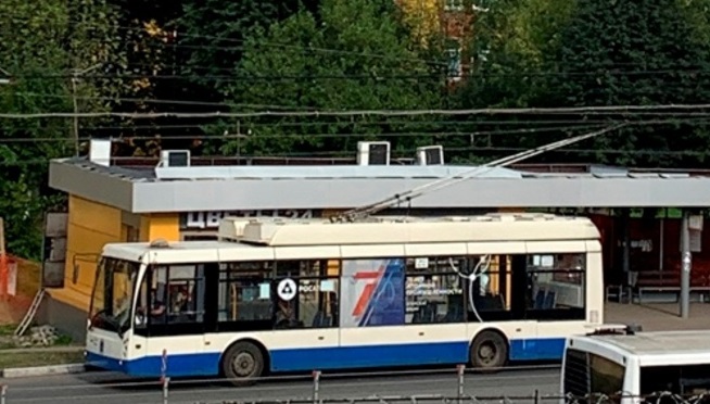 Троллейбусы с символикой 75-летия атомной промышленности курсируют в Подольске