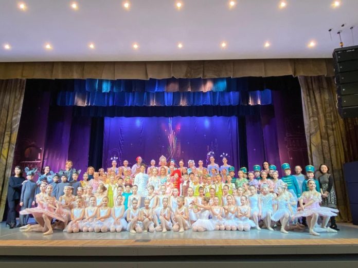 В сквере Поколений покажут новогодний балет «Щелкунчик» В сквере Поколений покажут новогодний балет «Щелкунчик»