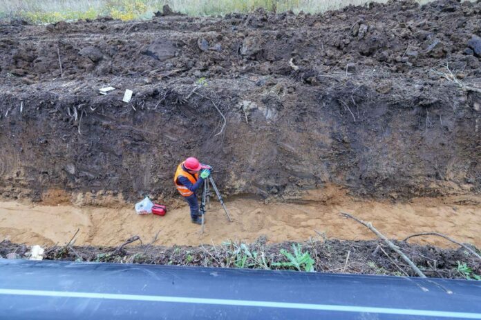 Продолжается капитальный ремонт водоводов питьевой воды вблизи Лучинского