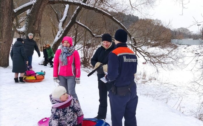 В новогодние дни проводят областную акцию «Тонкий лед»