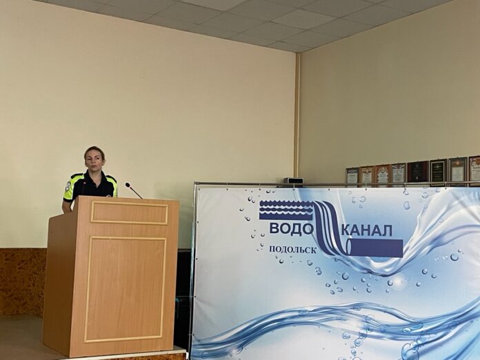 Госавтоинспекция проводит акции в крупных предприятиях Госавтоинспекция проводит акции в крупных предприятиях