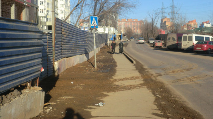 Жителям Большого Подольска напомнили о необходимости содержания прилегающей территории в чистоте