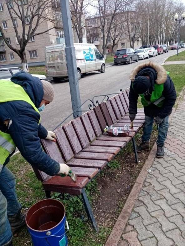 В микрорайоне Дубровицы продолжаются работы по благоустройству В микрорайоне Дубровицы продолжаются работы по благоустройству