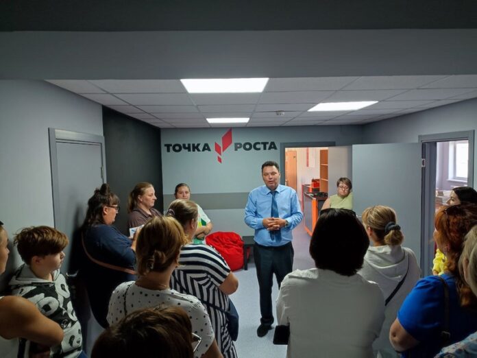 Депутат Горсовета встретился с членами Управляющего Совета Быковской школы Депутат Горсовета встретился с членами Управляющего Совета Быковской школы