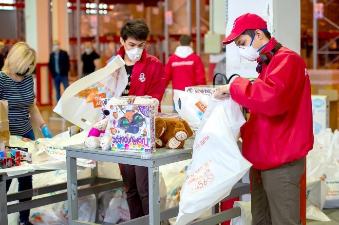 В Подольске стартовала Всероссийская благотворительная акция помощи многодетным семьям «Мы вместе» В Подольске стартовала Всероссийская благотворительная акция помощи многодетным семьям «Мы вместе»