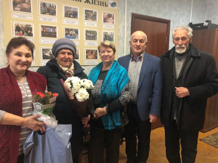 Ветеран труда Валентина Ивановна Бойко 3 февраля принимала поздравления с юбилеем Ветеран труда Валентина Ивановна Бойко 3 февраля принимала поздравления с юбилеем