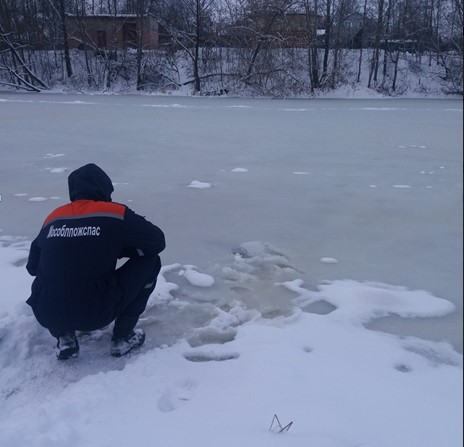 В рамках профилактической акции «Тонкий лёд» подольские спасатели патрулируют акватории водоемов округа В рамках профилактической акции «Тонкий лёд» подольские спасатели патрулируют акватории водоемов округа