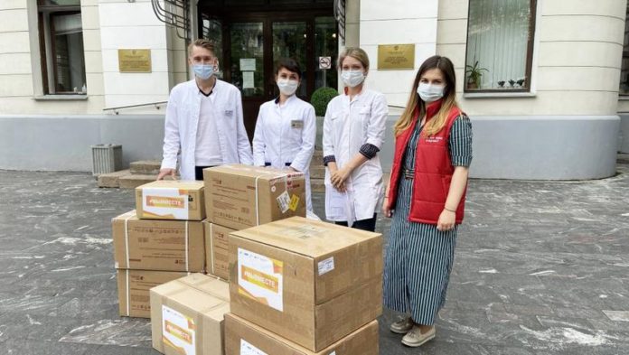 К сведению подольчан: волонтеры-медики передали НМИЦ терапии и профилактической медицины помощь в рамках акции... К сведению подольчан: волонтеры-медики передали НМИЦ терапии и профилактической медицины помощь в рамках акции...