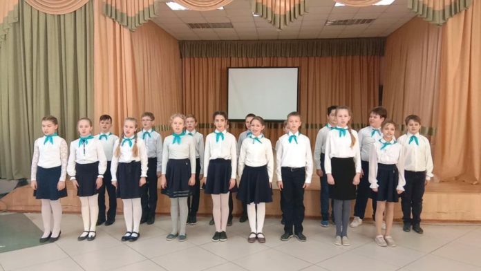 Музыкальный конкурс «Песня в солдатской шинели» состоялся в подольском Лицее № 23