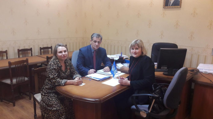 Депутат горсовета Ирина Талпа провела прием жителей в микрорайоне Львовский