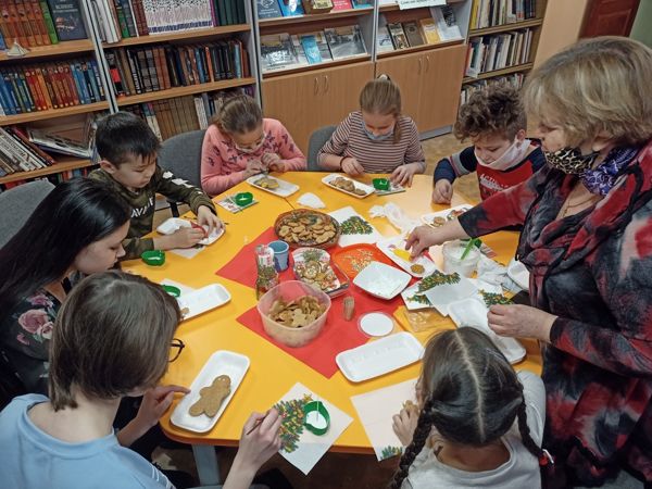 В библиотеке № 27 состоялись рождественские посиделки