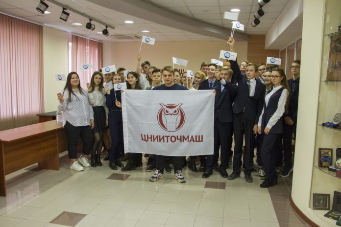 В рамках Всероссийской акции «Неделя без турникетов» более 200 учеников посетили ЦНИИТОЧМАШ